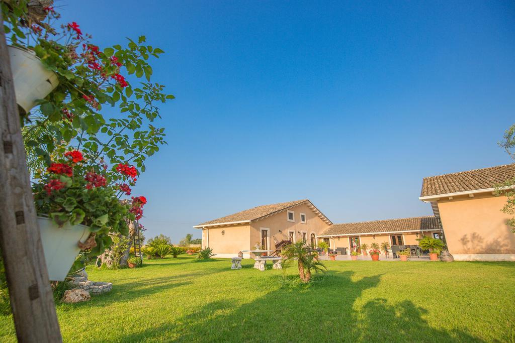 B&B Il Giardino Di Sicilia Case Monterosso Zewnętrze zdjęcie